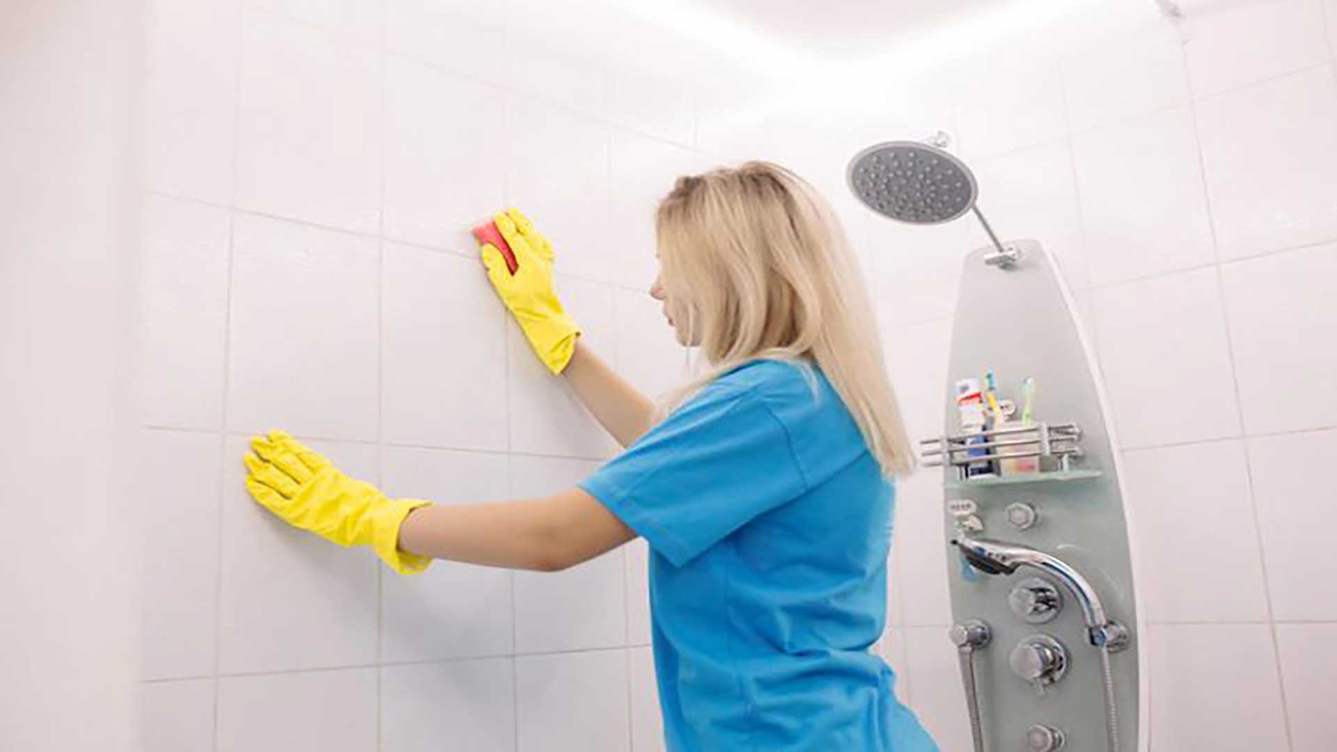 How to Clean Shower Tiles Without Scrubbing 